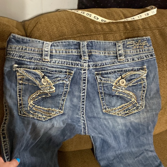 Women’s Silver 32/33 jeans inseam 31” flat across the waist 17.5” - Picture 13 of 13